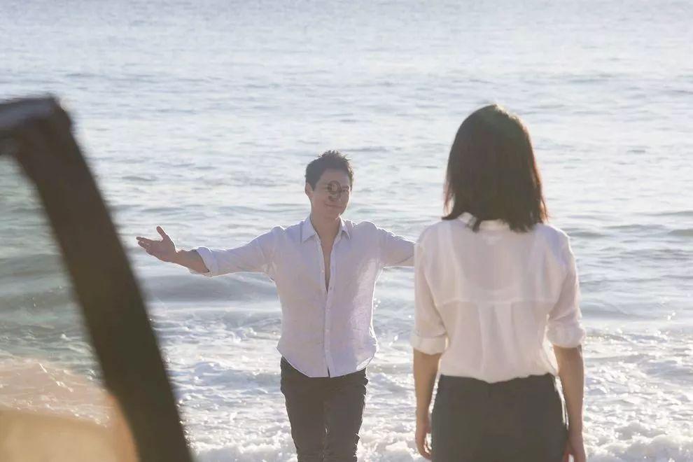 《黑瓷婆婆》雕塑竣工 重庆特色陶艺又添新名片