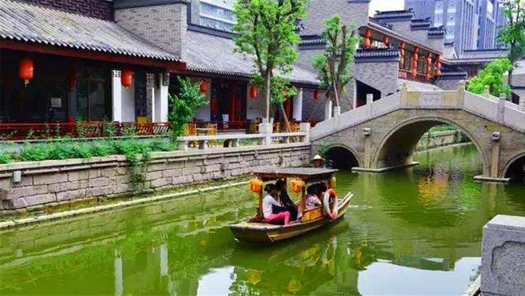 我家孩子天天玩游戏，怎么办游戏画面